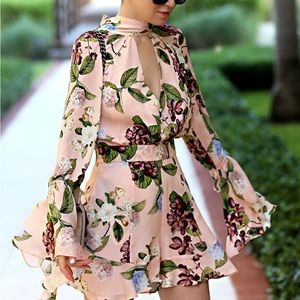 Nicholas long sleeve floral romper size 8